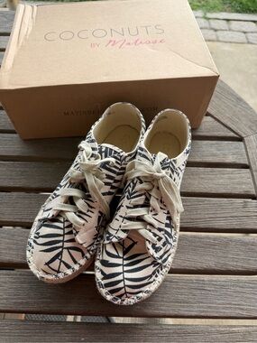 Coconuts by Matisse Black & Cream Palm Leaf Canvas Sneakers